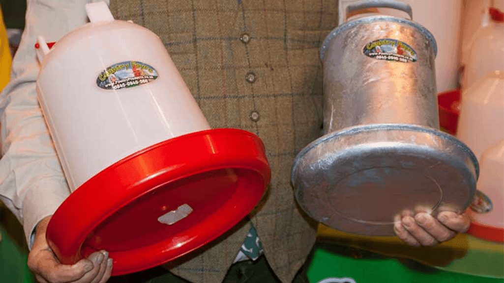 Choosing the Best Chicken Feeder Choosing the Best Chicken Feeder