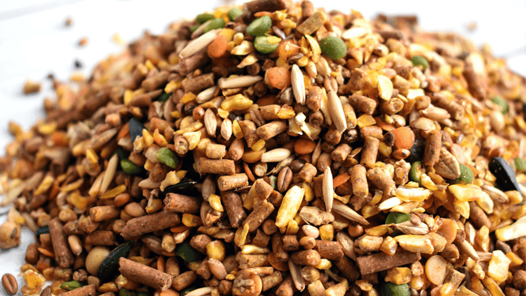 organic chicken feed supplement mix